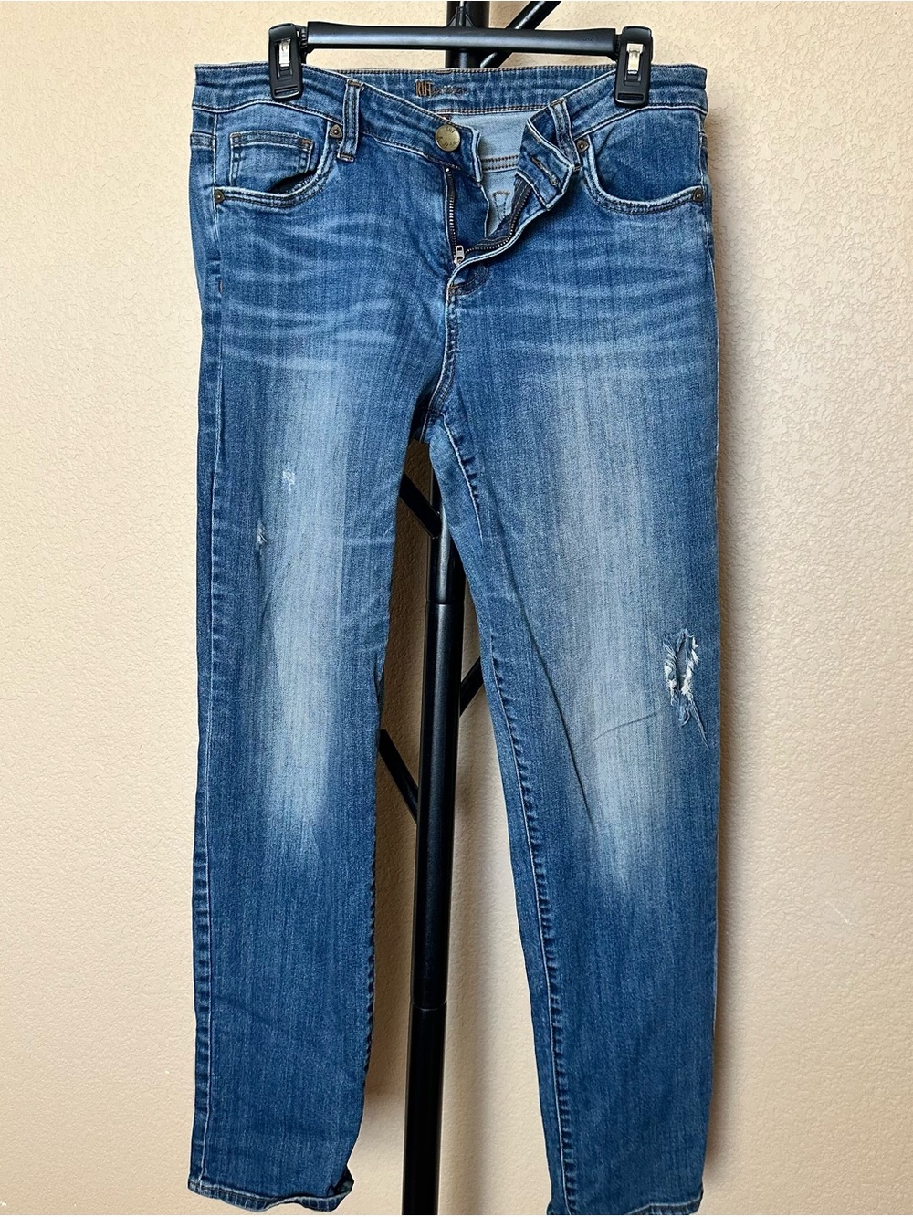 Classic Distressed Midwash Blue Jeans